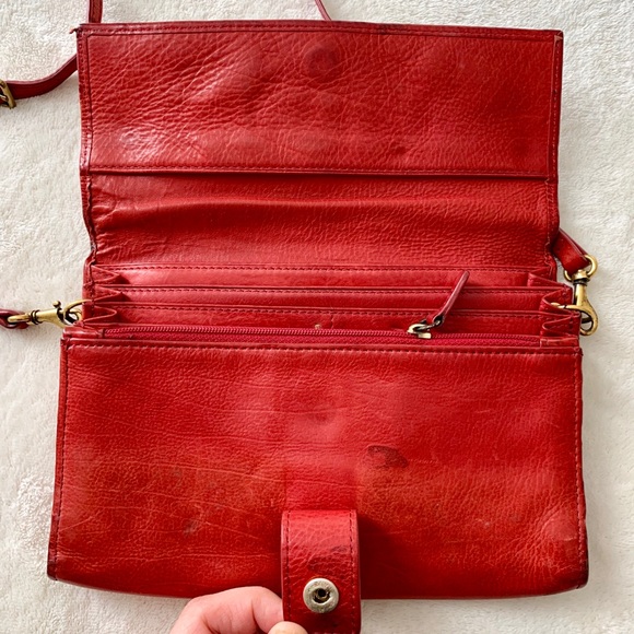 Rabeanco Leather Crossbody + Clutch - Picture 3 of 8